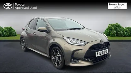 Used 2025 Toyota Yaris Hybrid Design Hatchback | £19,860 (Good price)