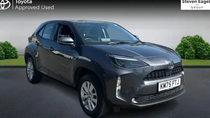 Used Toyota Yaris Cross 116 HP (85 kW) 2025 Grey SUV