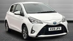 Used 2019 Toyota Yaris Hybrid Hatchback | £11,701 (Fair price)