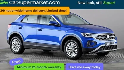 Used VW T-Roc Life 110 HP (80 kW) 2023 Blue SUV