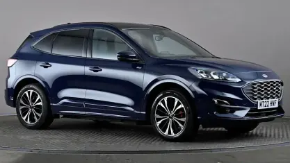 Begagnad Ford Kuga ST-Line X 225 HK (165 kW) 2022 Blå SUV