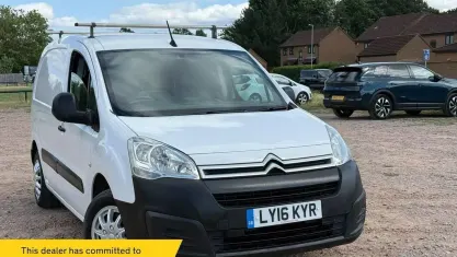 Used Citroën Berlingo 75 HP (55 kW) 2016 White MPV