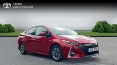 Red Used 2020 Toyota Prius Hatchback | £21,717 (Good price)