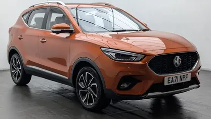 Used MG ZS Exclusive 111 HP (81 kW) 2024 Hatchback