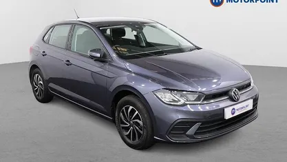 Used VW Polo Life 80 HP (58 kW) 2024 Grey Hatchback