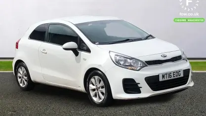 Used Kia Rio 84 HP (61 kW) 2016 White Hatchback