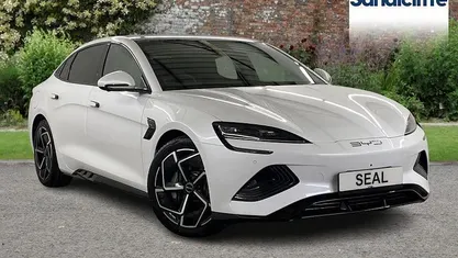 Used BYD Seal Design 230 kW (313 HP) 2025 Metallic polar white Sedan