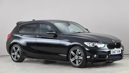 Usado BMW 118 Sport Line 136 HP (100 kW) 2017 Preto Citadino