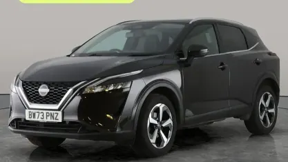 Used Nissan Qashqai N-Connecta 140 HP (102 kW) 2023 Black SUV
