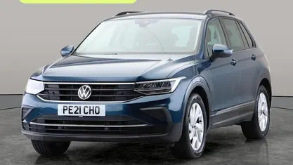 Used 2023 VW Tiguan Life SUV | £18,133 (Good price)