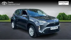 Used 2025 Toyota Yaris Hybrid Estate | £22,355 (Good price)