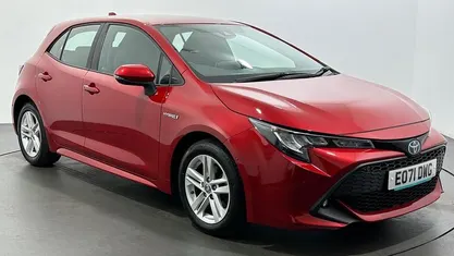 Red Used 2021 Toyota Corolla Hatchback | £16,070 (Good price)
