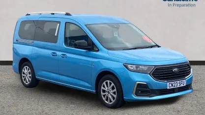Used Ford Tourneo Titanium 122 HP (89 kW) 2023 Blue Estate