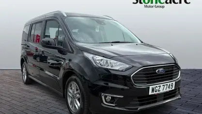 Used Ford Tourneo Titanium 120 HP (88 kW) 2021 Estate