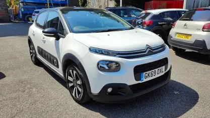 Used Citroën C3 Flair 110 HP (80 kW) 2019 White Hatchback