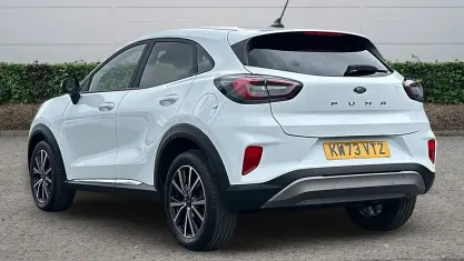 Gebraucht Ford Puma Titanium 125 PS (91 kW) 2023 Weiß SUV
