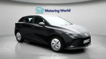 Used MG MG4 EV SE 319 kW (435 HP) 2023 Black Hatchback