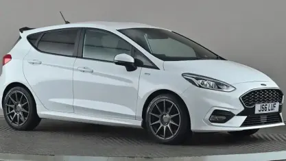 Używany Ford Fiesta ST-Line 95 KM (69 kW) 2021 Biały Hatchback