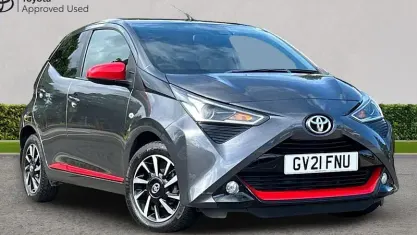 Used Toyota Aygo Trend 72 HP (52 kW) 2021 Electro grey Hatchback