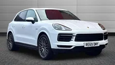 White Used 2019 Porsche Cayenne SUV | £39,495 (Good price)