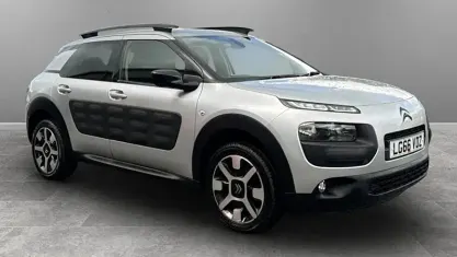 Used Citroën C4 Flair 99 HP (72 kW) 2016 Silver SUV