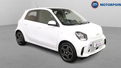 White Used 2022 Smart ForFour Electric Drive Premium Hatchback | £9,449 (Fair price)