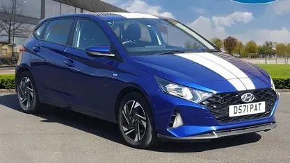 Used Hyundai i20 SE 101 HP (74 kW) 2023 Blue Hatchback