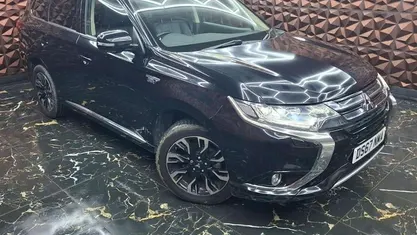 Used Mitsubishi Outlander P-HEV 203 HP (149 kW) 2018 Estate