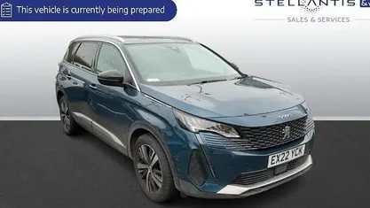 Used Peugeot 5008 Allure Premium 131 HP (96 kW) 2022 SUV