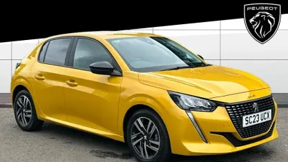 Used Peugeot 208 Active+ 75 HP (55 kW) 2023 Yellow Hatchback