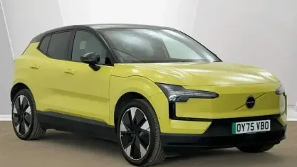 Usado Volvo EX30 Ultra 200 kW (272 HP) 2025 SUV
