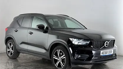 Used 2020 Volvo XC40 R-Design SUV | £19,900 (Fair price)