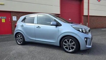Used Kia Picanto 67 HP (49 kW) 2019 Blue Hatchback