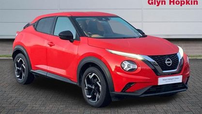 Usado Nissan Juke N-Connecta 114 HP (83 kW) 2022 Vermelho SUV