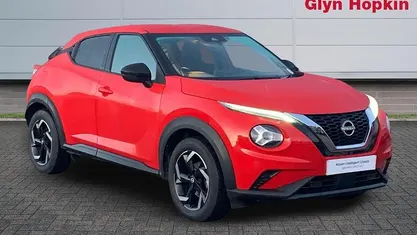 Used Nissan Juke N-Connecta 114 HP (83 kW) 2022 Red SUV