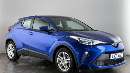 Used Toyota C-HR 122 HP (89 kW) 2023 SUV