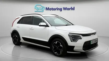 Used 2024 Kia Niro SUV | £19,600 (Fair price)