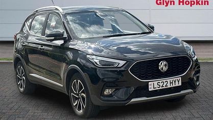 Używany MG ZS Exclusive 111 KM (81 kW) 2024 SUV