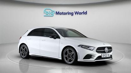 Używany Mercedes A180 Executive 116 KM (85 kW) 2022 Biały Hatchback