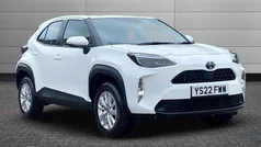 White Used 2022 Toyota Yaris Cross SUV | £20,150 (Good price)