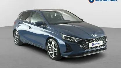 Used Hyundai i20 Premium 101 HP (74 kW) 2025 Blue Hatchback