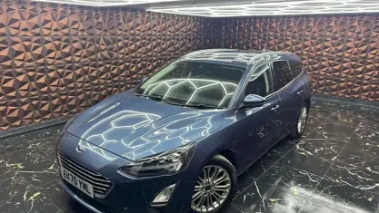 Used Ford Focus Titanium X 120 HP (88 kW) 2020 Blue Estate