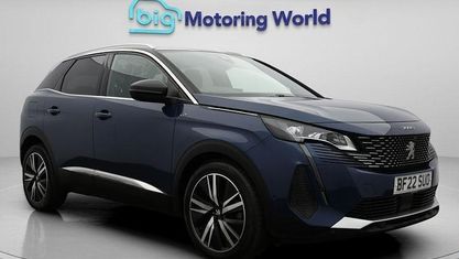 Usado Peugeot 3008 Premium 131 CV (96 kW) 2022 Azul Familiar