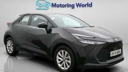 Used Toyota C-HR 140 HP (102 kW) 2025 Black SUV