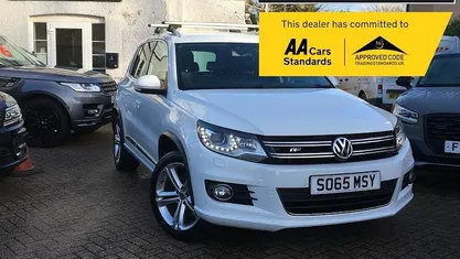 White Used 2015 VW Tiguan R-line Edition SUV | £10,490 (Fair price)