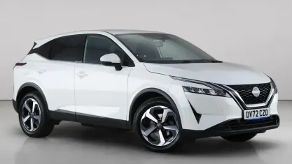 Used Nissan Qashqai N-Connecta 158 HP (116 kW) 2022 White SUV
