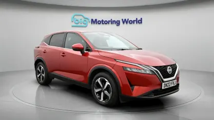 Used Nissan Qashqai N-Connecta 158 HP (116 kW) 2022 Red SUV