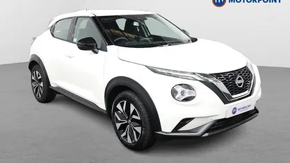 Used Nissan Juke Acenta 114 HP (83 kW) 2023 White SUV