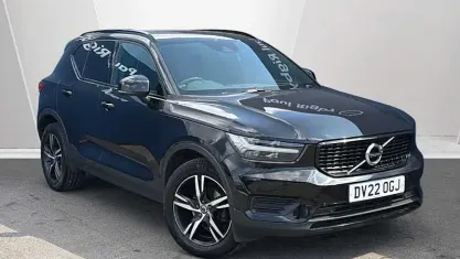 Usado Volvo XC40 R-Design 163 HP (119 kW) 2021 SUV