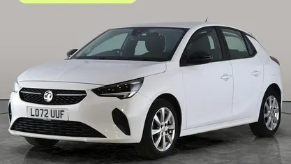 Used Vauxhall Corsa Design Edition 75 HP (55 kW) 2022 White Hatchback